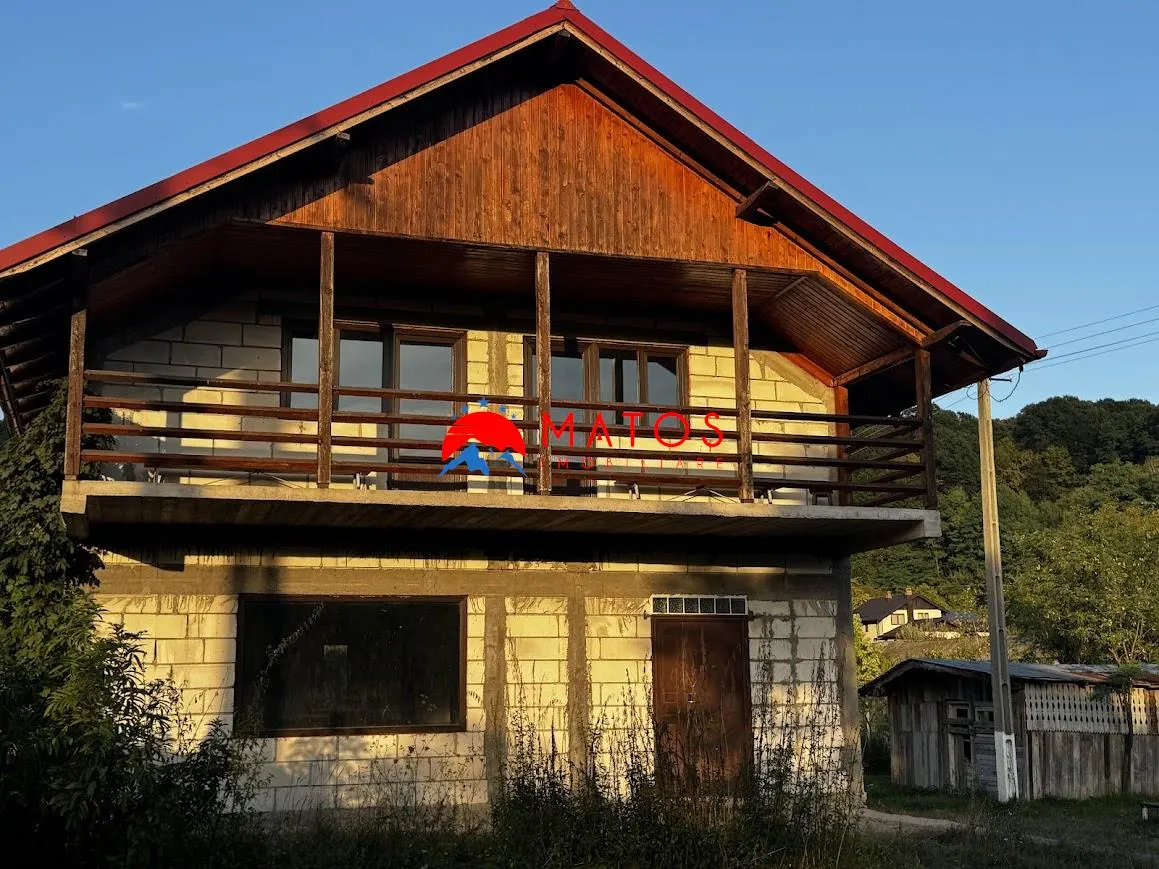 Casa de vanzare în Poiana Varbilau,  â€“ teren 1921 mp - foto 2