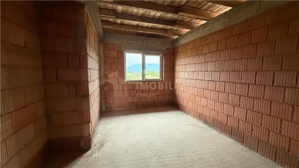 Casă 4 camere Mocira - poza 6