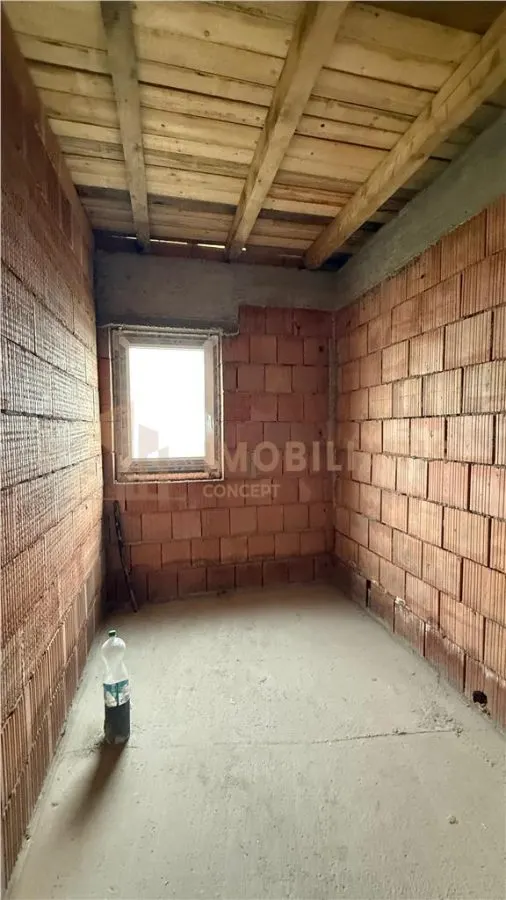 Casa pe un nivel la rosu, Mocira - foto 8