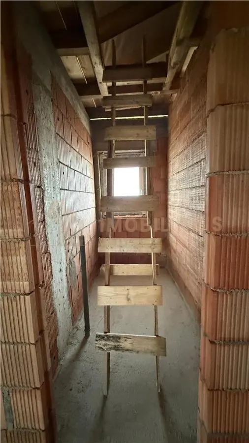 Casa pe un nivel la rosu, Mocira - foto 10