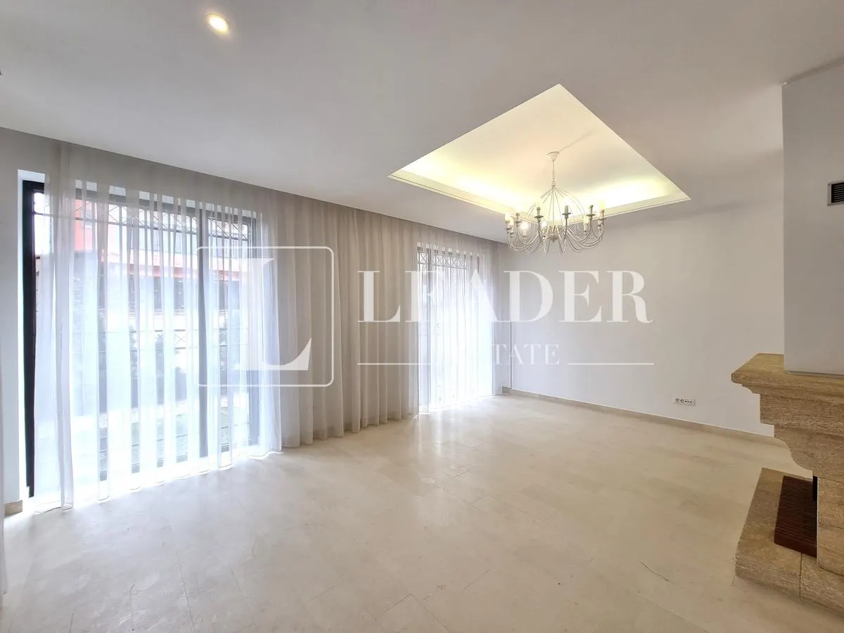 7 camere I Erou Iancu Nicolae I Ansamblu rezidential - foto 1