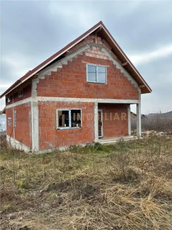Casă 4 camere Tăuții-Măgherăuș - poza 1