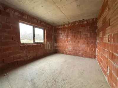 Casa individuala la rosu - foto 6
