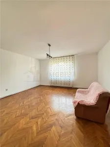 Casa individuala zona 9 Mai - foto 2