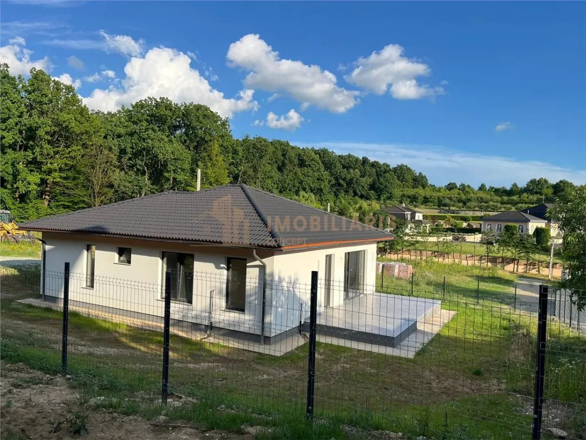 Casa Individuala Tautii Magheraus - foto 1