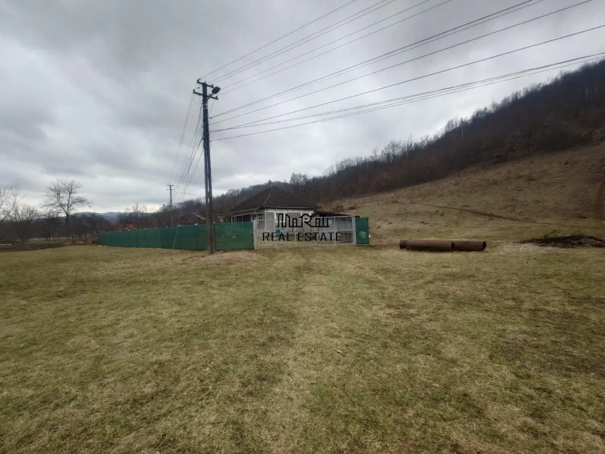 1.3 haTeren si  Casa Luncoiu de Jos - foto 18