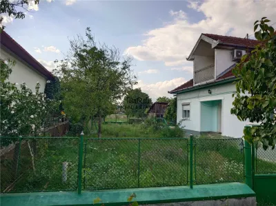 Casa P+M cu teren generos si loturi suplimentare in Baia de Cris - foto 20