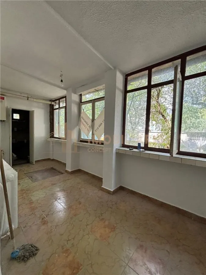 Apartament 3 camere,parter zona Vivo Mall - foto 8