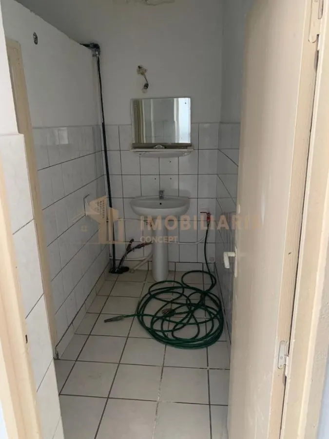 Spatiu comercial zona Hotvon - foto 13