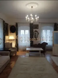 Casa si spatii comerciale in zona Centrul Vechi - foto 2