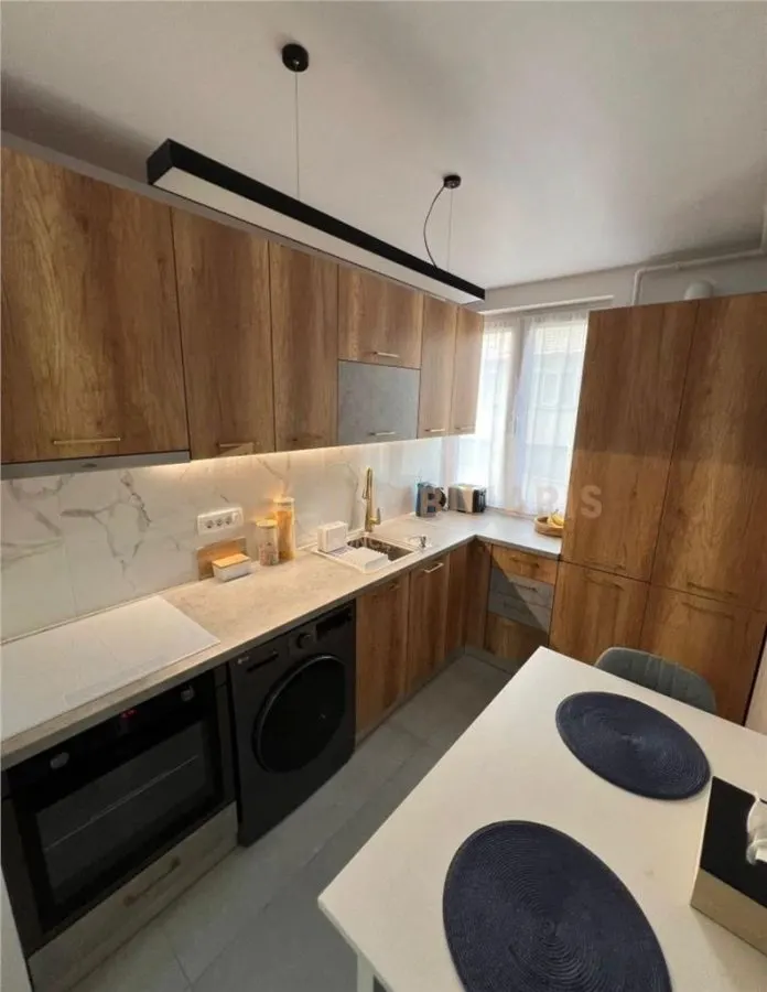 Apartament 4 camere - zona Republicii - foto 3