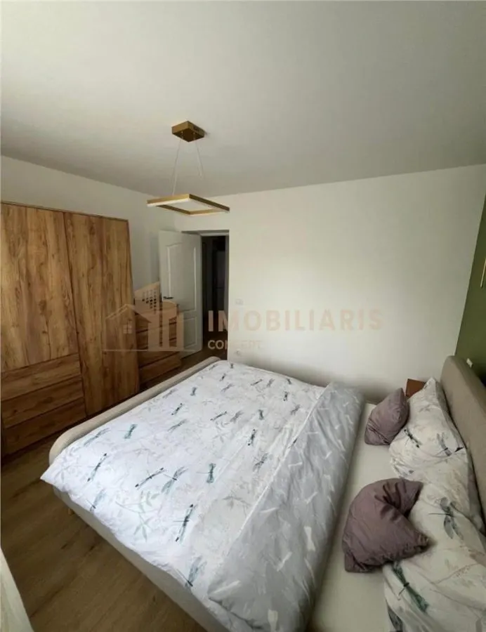Apartament 4 camere - zona Republicii - foto 6
