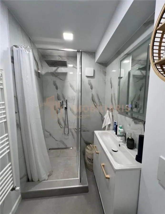 Apartament 4 camere - zona Republicii - foto 7