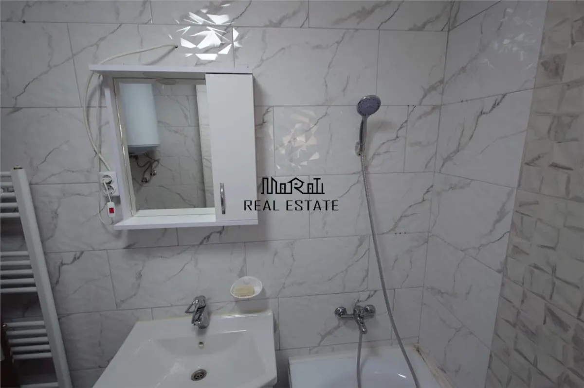 Apartament 3 camere de vanzare in Gura Barza, Criscior - foto 11