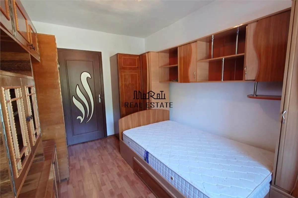 Apartament 3 camere de vanzare in Gura Barza, Criscior - foto 9