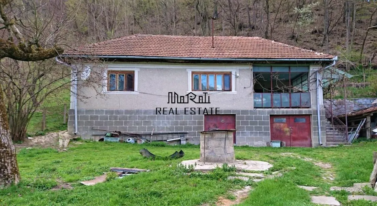 Casa si 3919 mp teren intravilan  in  Bucuresci, jud. Hunedoara - foto 3