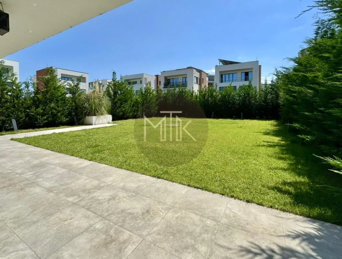 VILA INDIVIDUALA de LUX in Complex | 8 camere | Mobilata&utilata | 4 locuri de parcare | BANEASA - foto 13