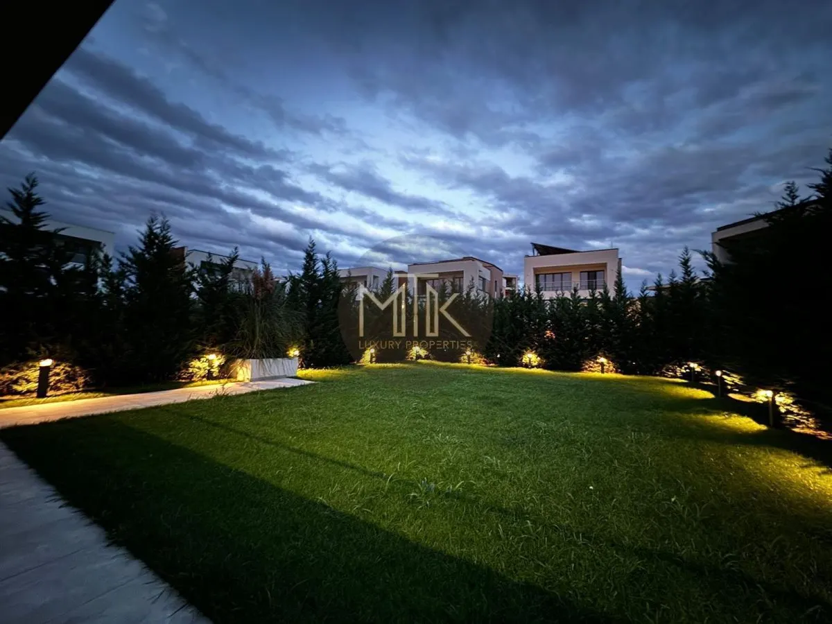 VILA INDIVIDUALA de LUX in Complex | 8 camere | Mobilata&utilata | 4 locuri de parcare | BANEASA - foto 14