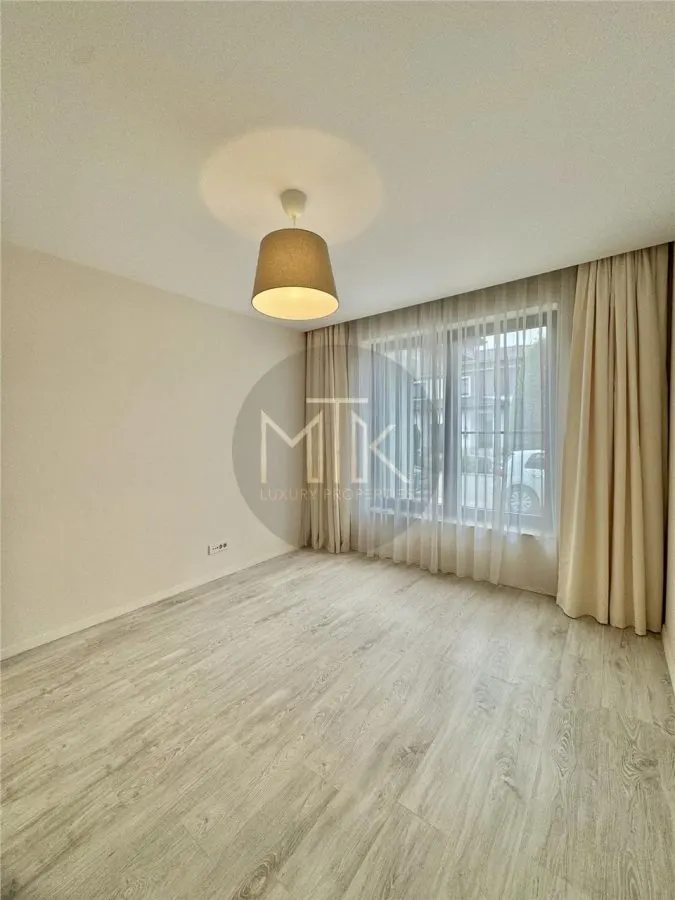 VILA de lux in COMPLEX | 10 camere | Pipera - SCOALA AMERICANA - foto 12