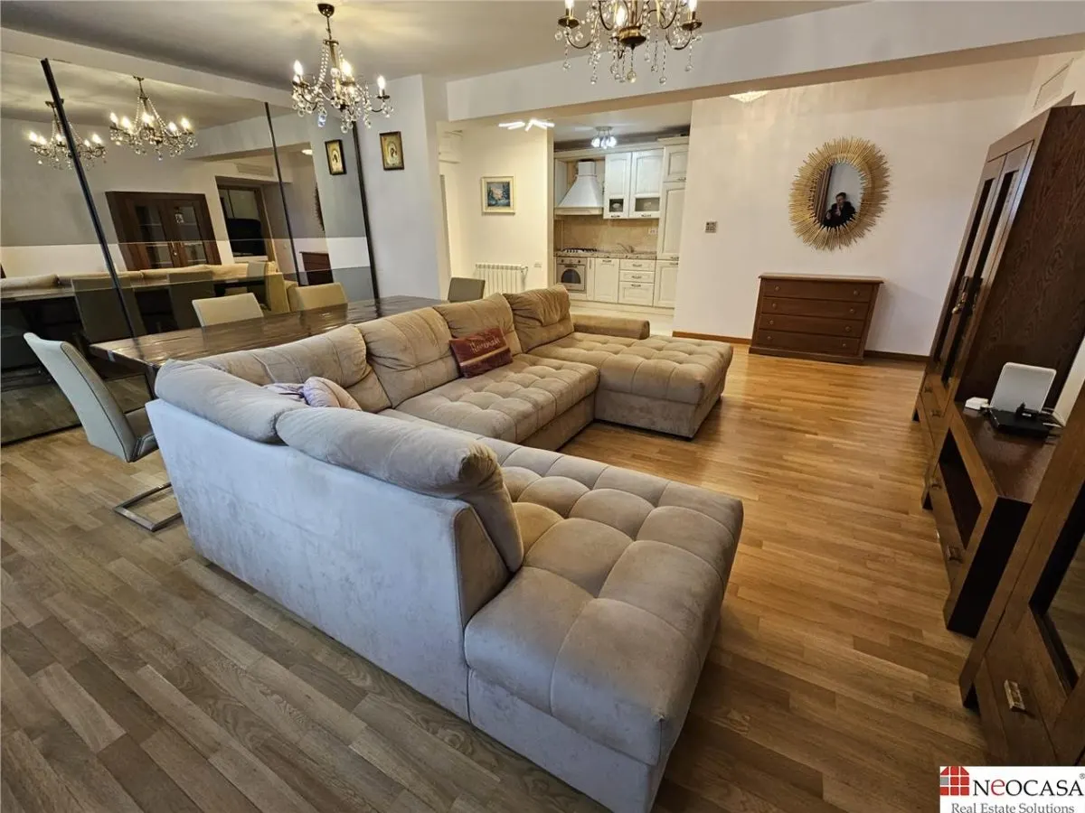 ARCUL DE TRIUMF, 2008, ET 1, 88 MP, RENOVAT, MOBILAT, GARAJ! - foto 5
