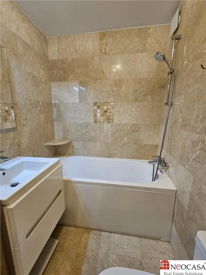 ARCUL DE TRIUMF, 2008, ET 1, 88 MP, RENOVAT, MOBILAT, GARAJ! - foto 10