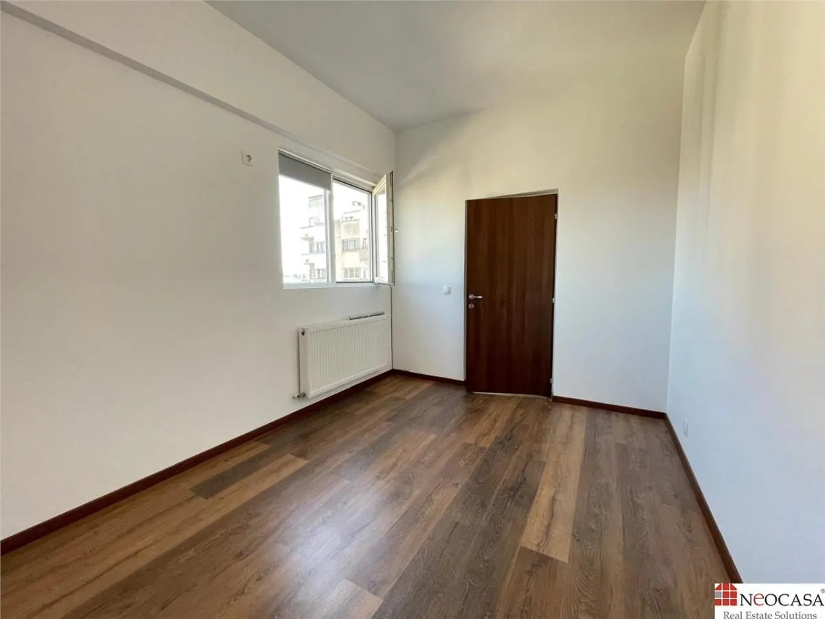 3 camere | Piața Romana | Strada securizata - foto 9