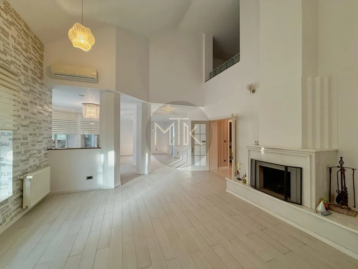 Vila 7 camere I Erou Iancu Nicolae - Baneasa Residential Park - foto 1