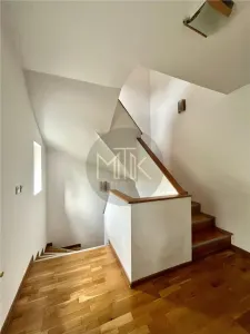 Vila 4 camere Cartier Azur- Pipera I  2 Locuri de parcare - foto 4