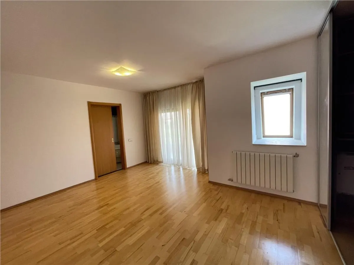 Exclusiv - Pipera | Vila + Piscina + Curte individuala | Negociabil - foto 19
