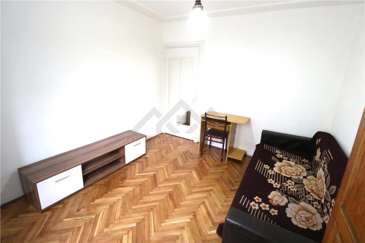 Apartament 3 camere, centrala proprie,  Complexul Studentesc - foto 1