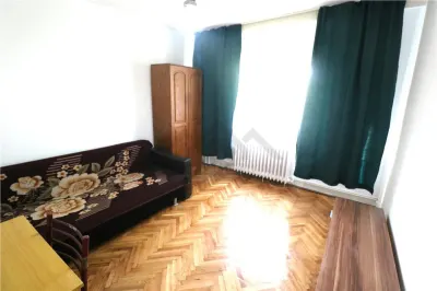 Apartament 3 camere, centrala proprie,  Complexul Studentesc - foto 2