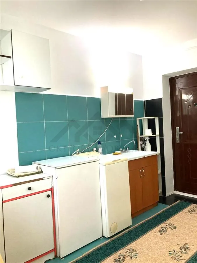 Garsoniera 10 mp, zona centrala - foto 2