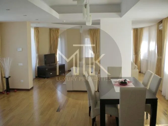 Apartament 3 camere I Aviatorilor-Charles de GaulleI 1 Loc de parcare - foto 1