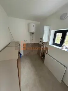 Casa tip parter zona Unguriu - foto 9