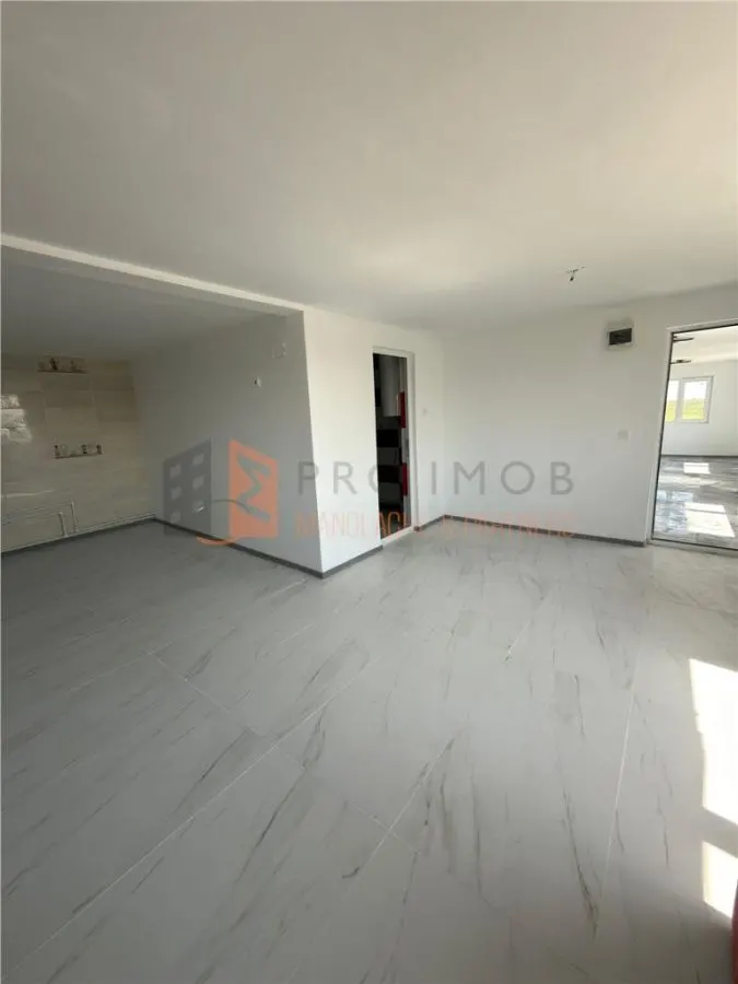 Casa tip parter zona Galbinasi - foto 8