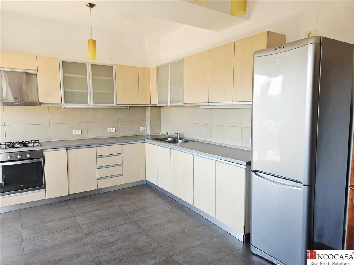 PARC VERDI, UN APARTAMENT/ETAJ, ET 4, 192 MP,  2 LOCURI PARCARE! - foto 4