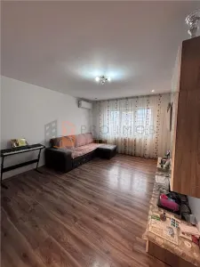 Apartament 3 camere cf 1 decomandat zona Micro 3 - foto 3