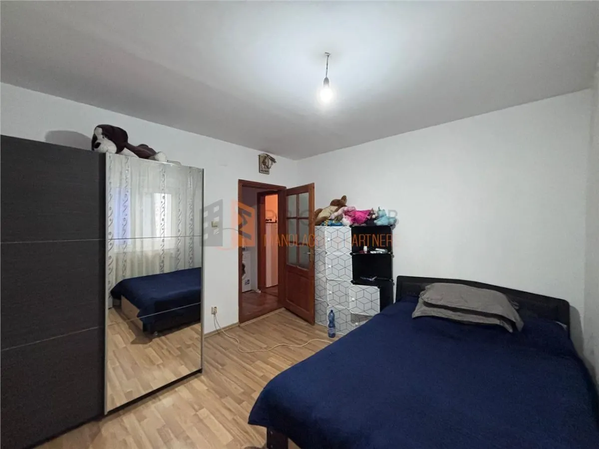 Apartament 3 camere cf 1 decomandat zona Micro 3 - foto 4