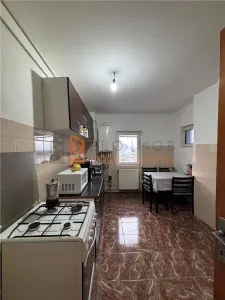 Apartament 3 camere cf 1 decomandat zona Micro 3 - foto 7