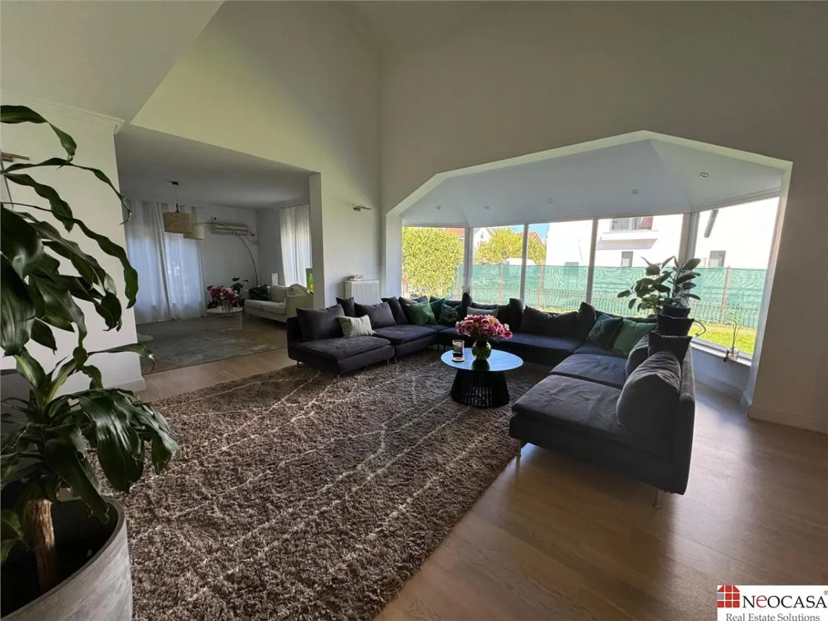 IANCU NICOLAE LANGA PADURE, 6 CAMERE, TEREN 705 MP! - foto 7