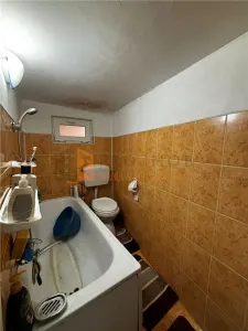 Casa batraneasca cu teren zona Centrala - foto 10