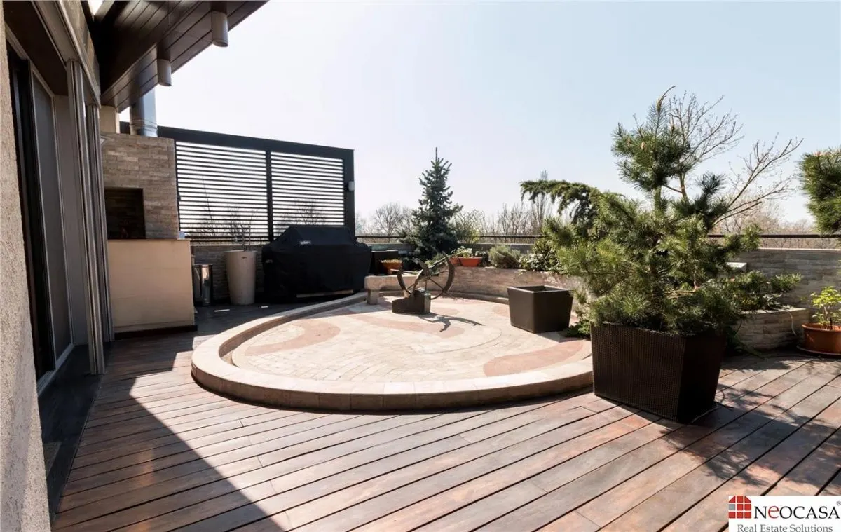 Penthouse spectaculos cu vedere catre parc - foto 5