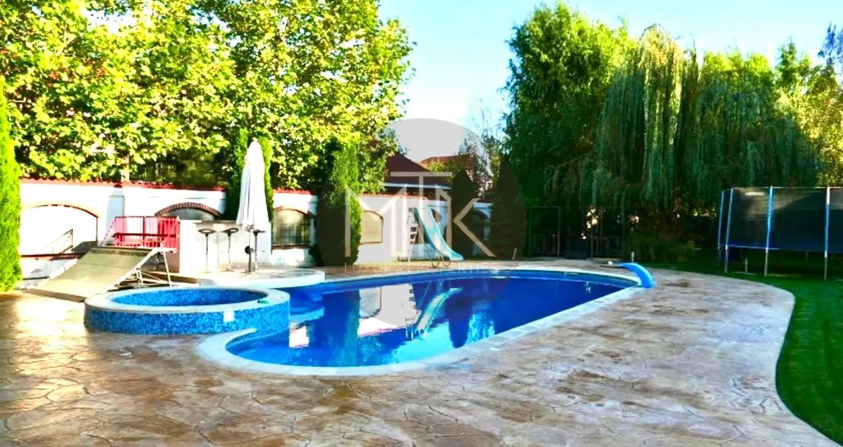 Exclusiv | Vila cu piscina, Pipera - Erou Iancu Nicolae | 7 Loc parcare - foto 2