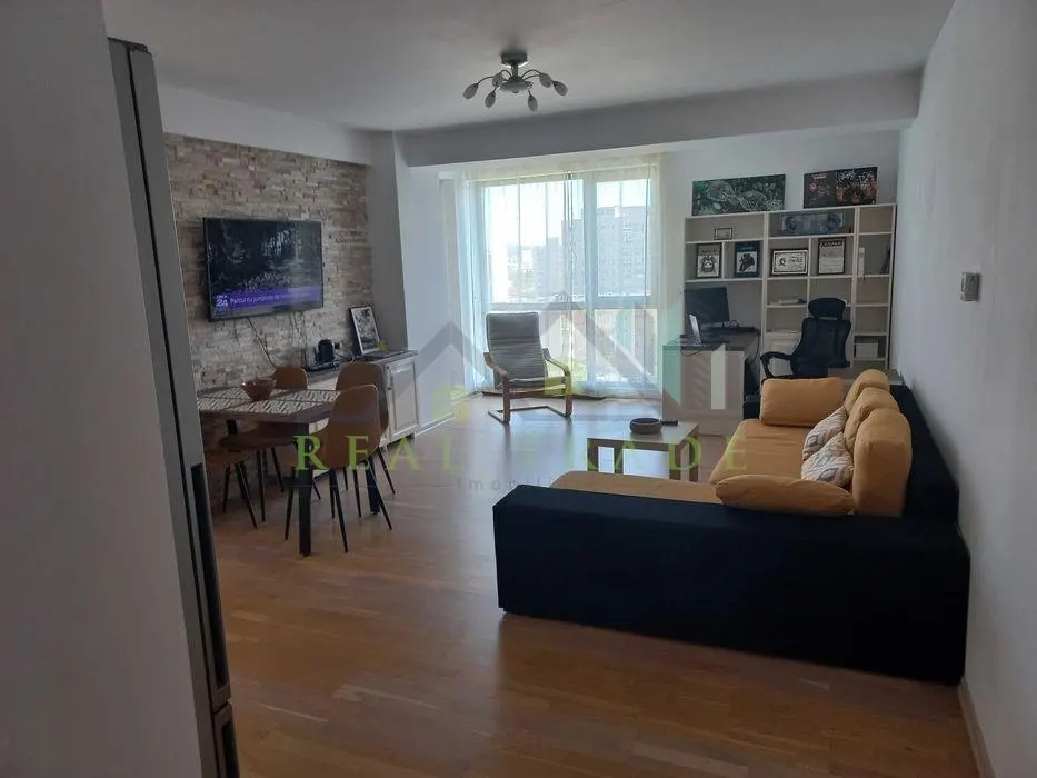 Apartament 3 camere zona Centrala - foto 1