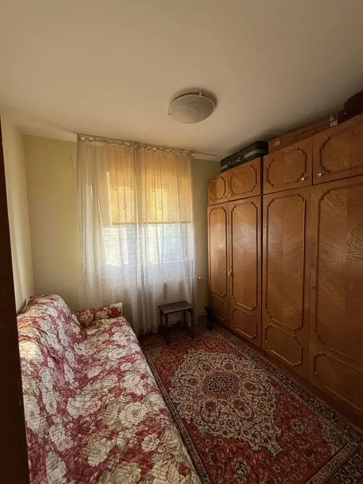 Apartament 3 camere etaj intermediar zona Astra- Carpatilor - foto 3