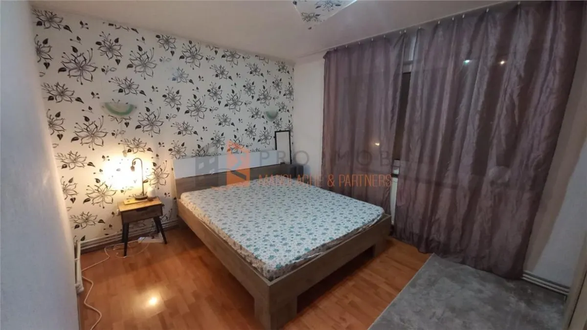 Apartament 2 camere cf 1 semidecomandat zona Micro 3 - foto 4
