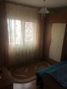Apartament cu 3 camere , 2 bai - foto 4