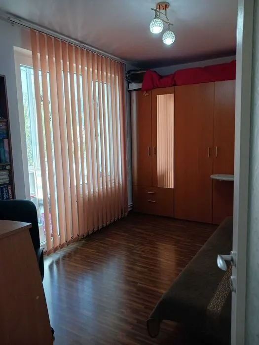 Apartament 2 camere decomandat zona Onix - foto 2