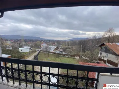 Vila cu gradina, foisor, teren 1.029 mp si aer de Breaza! - foto 12
