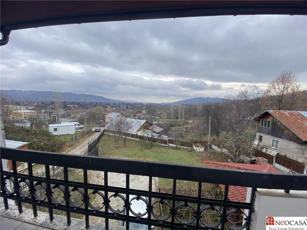 Vila cu gradina, foisor, teren 1.029 mp si aer de Breaza! - foto 12